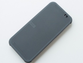 VIVACOM подарява калъфа Dot View на първите 100 закупили HTC One (M8)
