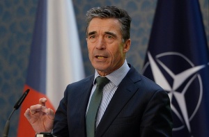 НАТО: Русия нарушава международни споразумения
