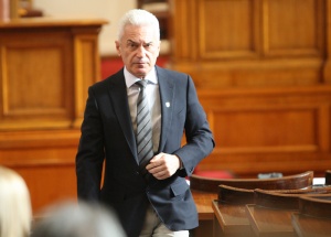 Сидеров начело на листата на "Атака" за евроизборите