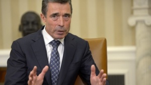 Расмусен заплаши Русия с "по-дълбока международна изолация"