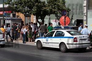 Задържаха 6-ма българи в Александруполис за трафик на хероин