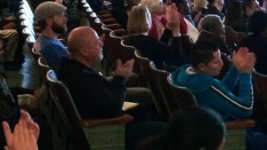 Били Джоуел уважи концерт на ученици в Лонг Айлънд