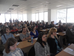 Близо 1500 стажантски позиции обяви администрацията