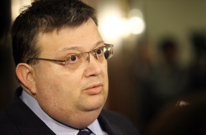 Цацаров: Трудно е да се разкрие измамата с ЕГН-та