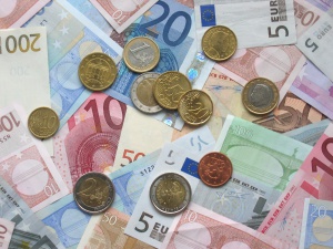Колко пари даде кабинетът на медиите за реклама на европрограми