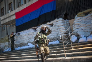 Сепаратисти окупираха радиото и телевизията в Донецк