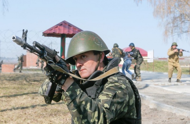Украински войник застрелян от руски военен в Крим