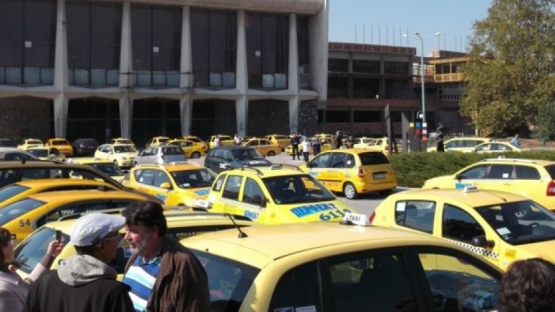 Такситата на преглед на всеки три месеца