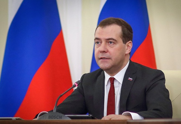 Медведев: Украйна предчувства гражданска война