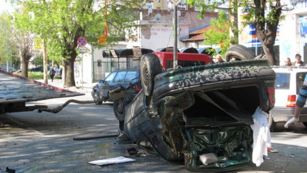 Катастрофа с крадена кола на Великден в Русе