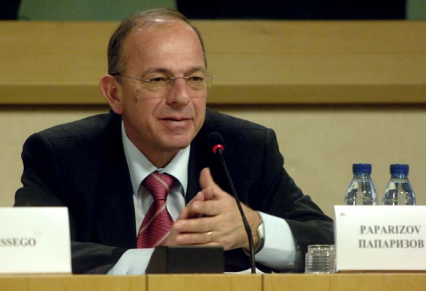 Атанас Папаризов става представител на България в СТО