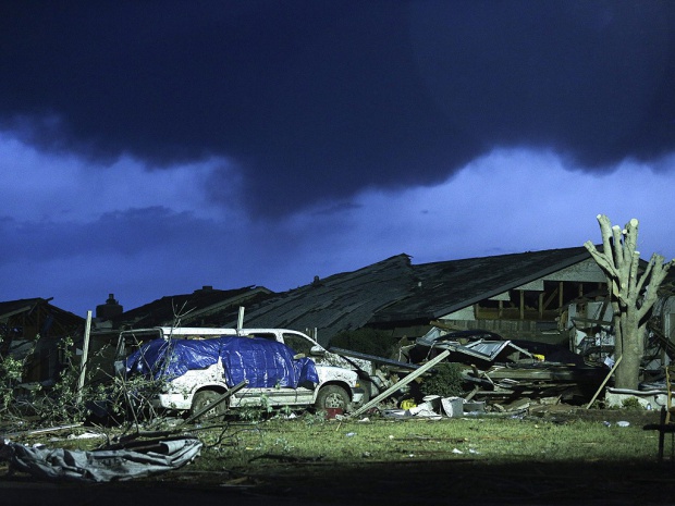 Седем души загинаха след торнадо в САЩ