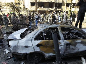18 убити, над 50 ранени, при самоубийствен атентат в Сирия