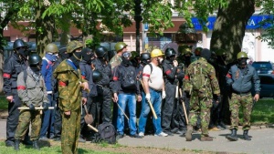 Демонстранти обкръжиха сградата на полицията в Одеса