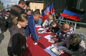 Над 70% избирателна активност на референдума в Източна Украйна