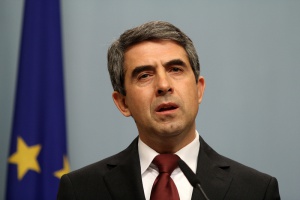 Плевнелиев отказва да се яви в комисията за срещата с ЕВН