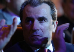 Орешарски става хаджия