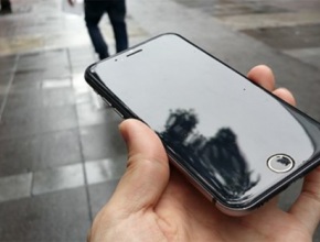 Нови снимки на iPhone 6 показват заемки от дизайна на Nexus 4