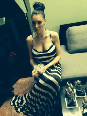 Черната Златка е бременна