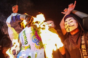 Протести в цяла Бразилия преди Световното първенство по футбол