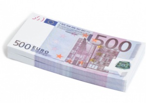 Пенсионер намери и върна 18 000 евро