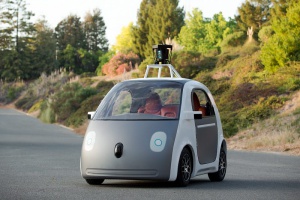 Гугъл произвежда кола без волан, педали, спирачки и скорости