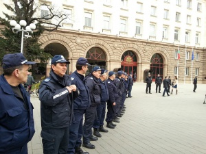 490 безработни ще борят престъпността в страната