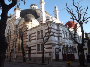 Вандал оскверни софийската синагога
