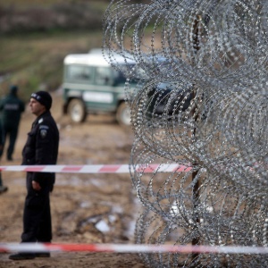 Нова вълна от нелегални имигранти по границите ни с Турция и Гърция