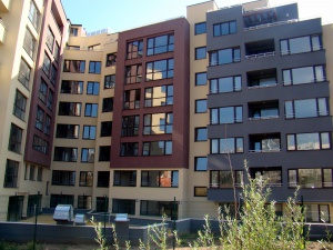 Търсят мерки за избягване на срив в цените на имотите