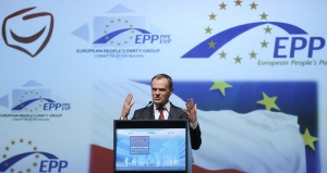 Скандал с подслушване клати властта в Полша