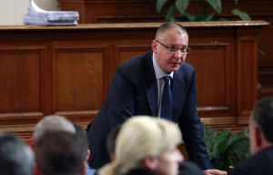 Станишев: Правителството в оставка няма да работи дълго