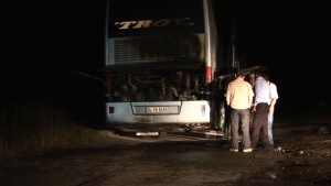 Автобус с 12 пътници се запали в движение