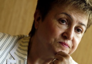 Кристалина Георгиева впечатлена от броя доброволци в "Аспарухово"