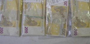 Задържаха фалшиви банкноти на „Дунав мост 2“