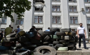 Оператор на руска телевизия загина в Източна Украйна