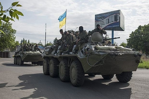 САЩ пращат военни съветници и техника в Украйна