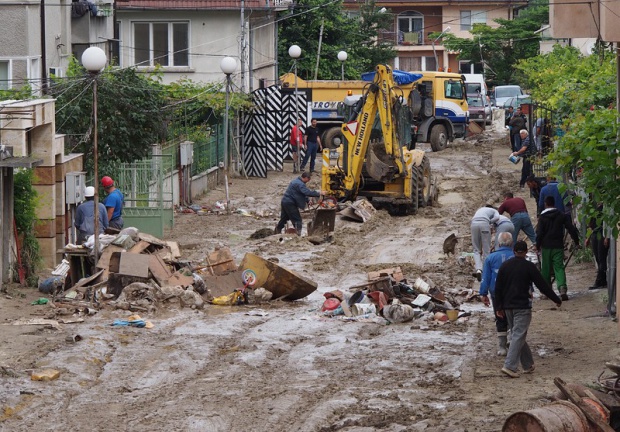 15 млн. лева нужни за ремонт на пътища след пороите