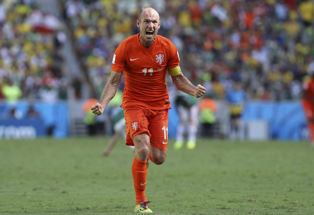 Холандия обърна Мексико и отива на четвъртфинали в Бразилия - 2:1