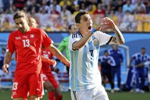 Инфарктна победа прати Аржентина на четвъртфинали в Бразилия