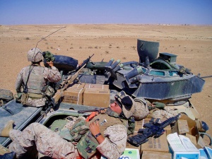 Саудитска Арабия струпва войски на границата с Ирак