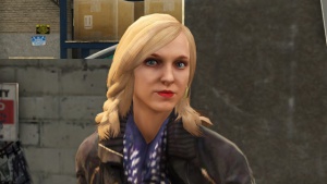 Лоън дава на съд компания за компютърни игри