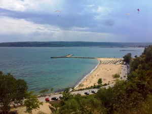 Откриха опасни бактерии на варненски плаж