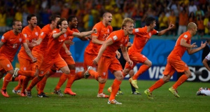 Холандия отива на полуфинал, отстрани Коста Рика с дузпи
