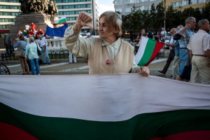 Ню Йорк таймс: България изживя най-кратката банкова криза в света
