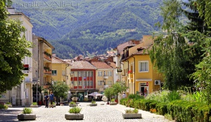 Трима сирийци открити в товарен автомобил в Гоце Делчев
