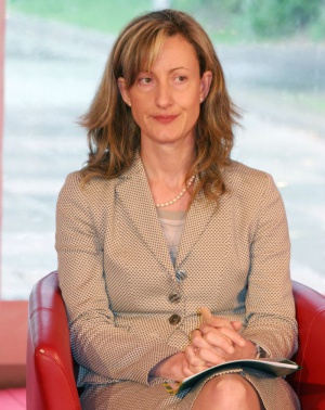 Зинаида Златанова призова за бърз избор на нов шеф на ДФЗ