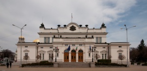 Парламентът реши да гласува оставката на Орешарски