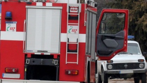 Пожарникари и полицаи на протест заради спорна наредба