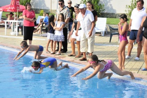 Внимание, хлорът в басейните е опасен за децата